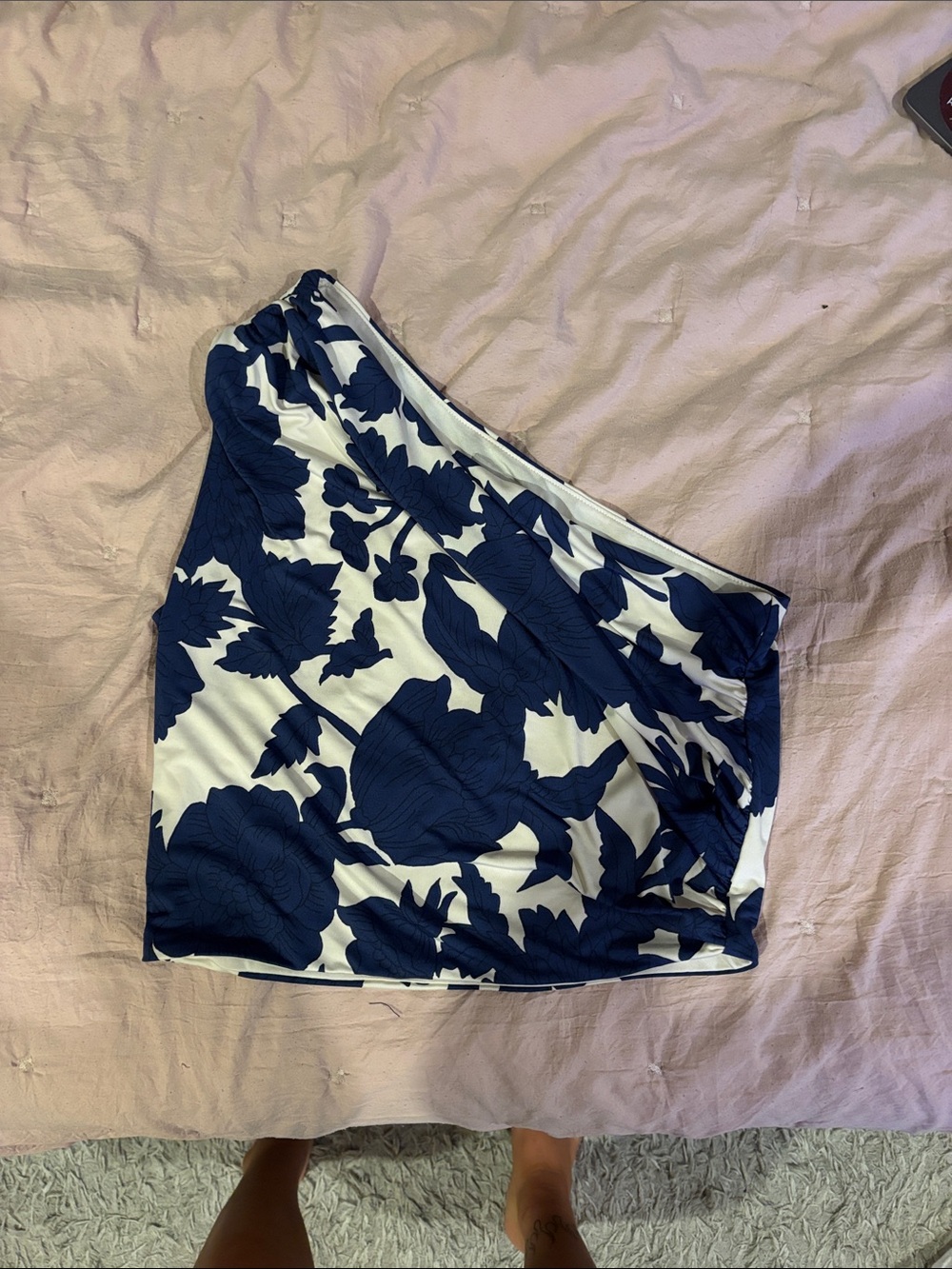H&M White and Navy Floral One-Shoulder Swim Top